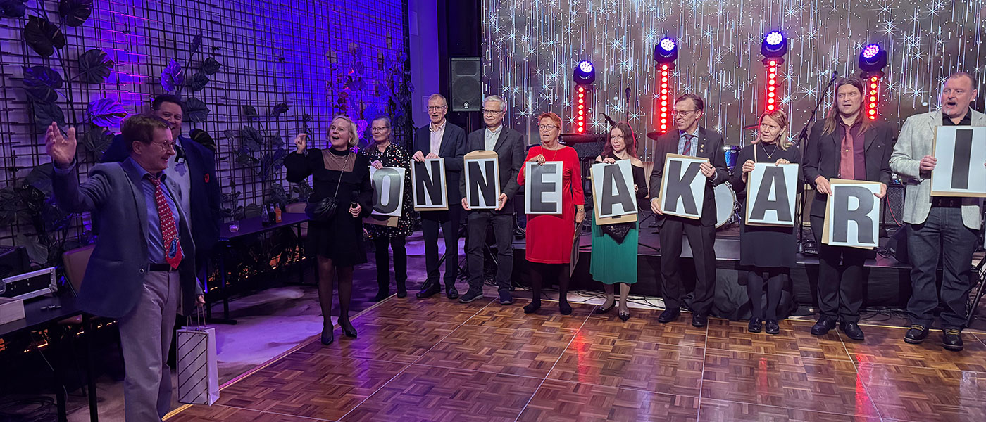 Ansiomerkkien jakosääntö ja hakeminen uudistui. Käyttöön vuoden 2025 alusta.